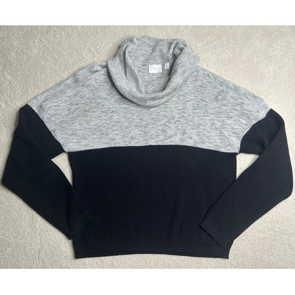 CYRUS: Two-Tone Cowl Neck Sweater Gray and Black